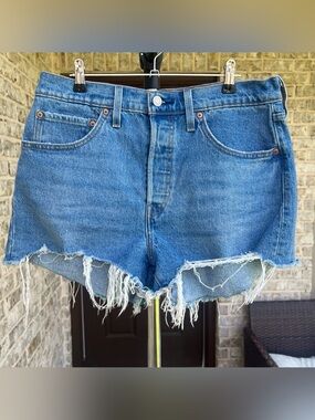 Levi’s 501 High-Rise Distressed Blue Denim Cutoff Shorts size 30